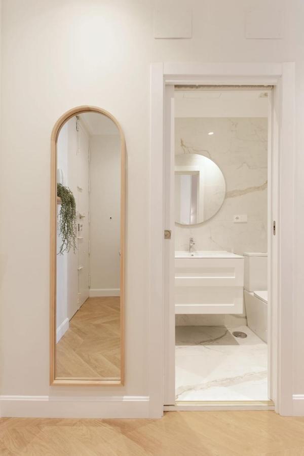 Deluxe Apartment Near Gran Via Madrid Exteriér fotografie